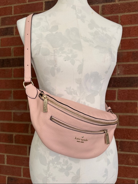 kate spade Handbags - Kate Spade New York Leila Pebbled Leather Crossbody Belt Bag with Gold Hardware